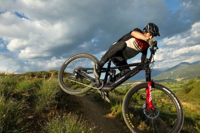 Nuevas Trek Fuel y Fuel+: trail convencional o eléctrico, con tres configuraciones intercambiables de suspensión a elegir