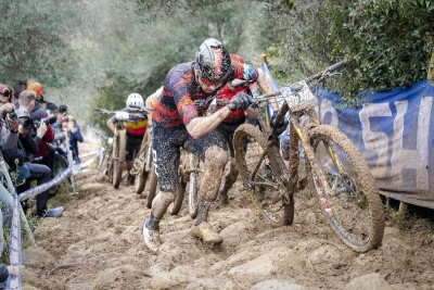 Cómo limpiar tus zapatillas de MTB