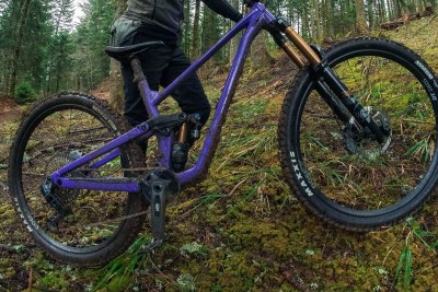 Sistema de suspensión 4-Bar ¿Por qué lo usan muchas MTB y e-bikes?