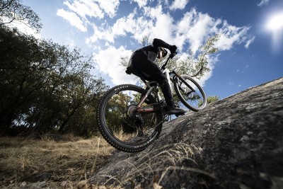 Subidas imposibles: técnica para no perder la tracción y superar las rampas más complicadas